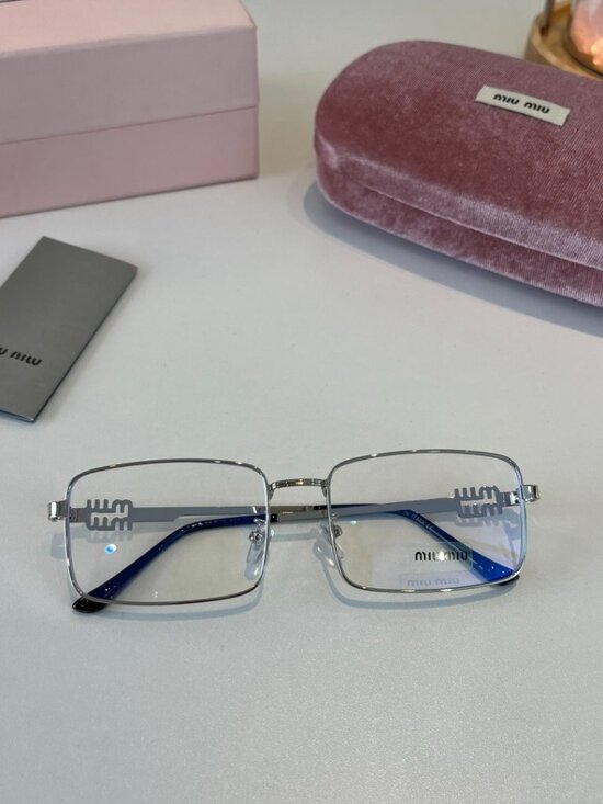 ✅NWT Authentic  MIU MIU Sunglasses